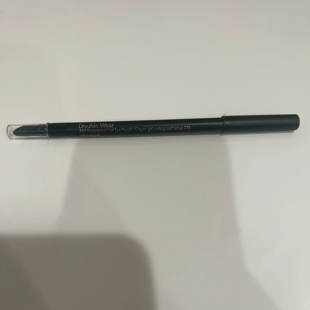 Estee‎ Lauder Black Eyeliner